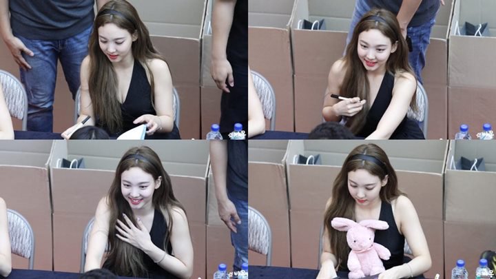 Baju Nayeon Kelewat Seksi