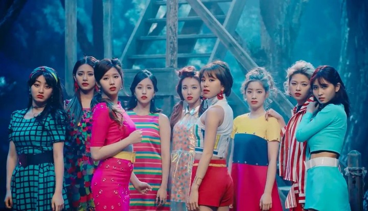 2. Twice Memiliki Video K-Pop yang Paling Banyak Tidak Disukai di YouTube