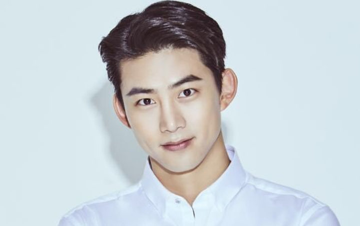 Bukan di JYP, Taecyeon 2PM Tanda Tangan Kontrak dengan Agensi Akting