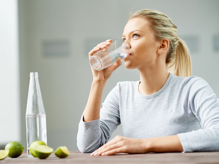 Minum Air Putih yang Banyak