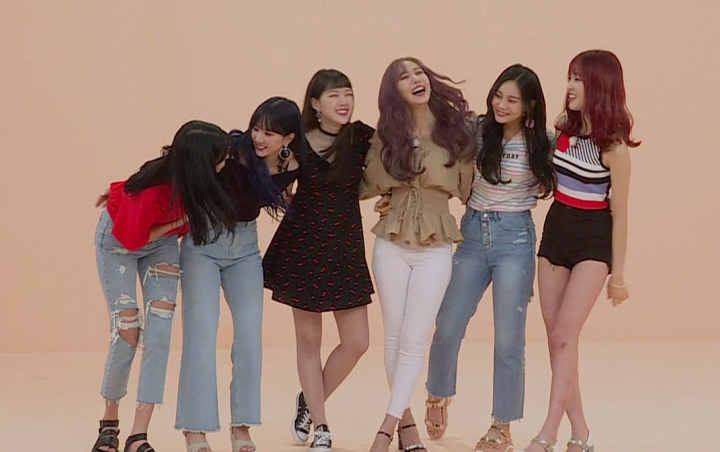 Kerennya G-Friend Cover Koreografi 'Fake Love' BTS di 'Idol Room'