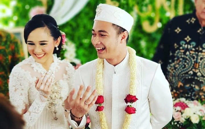 Eza Gionino Bahagia Nikah Tanpa Restu, Istri Makin Pede Umbar Kemesraan di Medsos