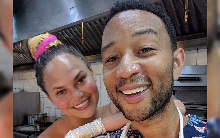 Lombok Dilanda Gempa, John Legend dan Chrissy Teigen Ikut Terguncang