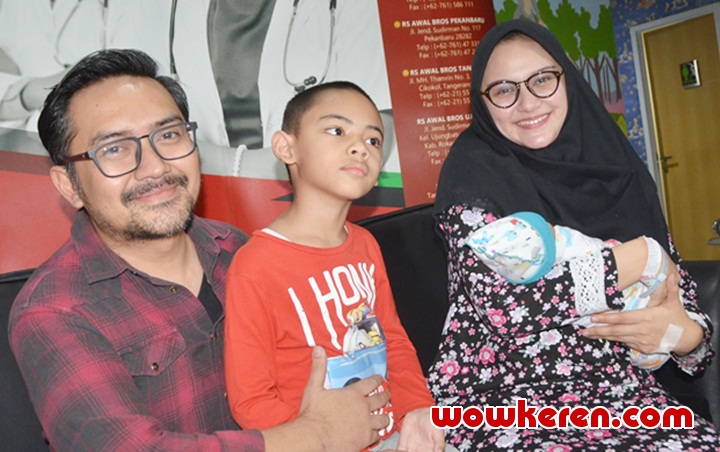 Sedih Tak Bisa Normal, Ini Curahan Hati Zee Zee Shahab 