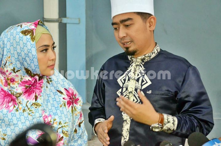 Sang Putra Masuk Pesantren Usia Lima Tahun, April Jasmine Rencana Bakal Beli Rumah di Karawang