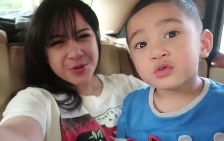 Rafathar Putra Nagita Slavina Tidak Takut Sayur Lagi, Netter Malah Dibuat Salah Fokus