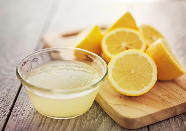 Perasan Lemon memudarkan Bekas Luka