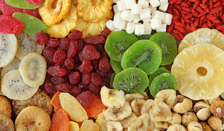 Topping Buah Kering untuk Oatmeal Bukan Pilihan Sarapan yang Baik