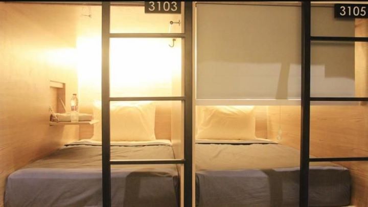 Livinn Hostel City Center Surabaya, Hotel Kapsul ala Asrama Jepang yang Nyaman