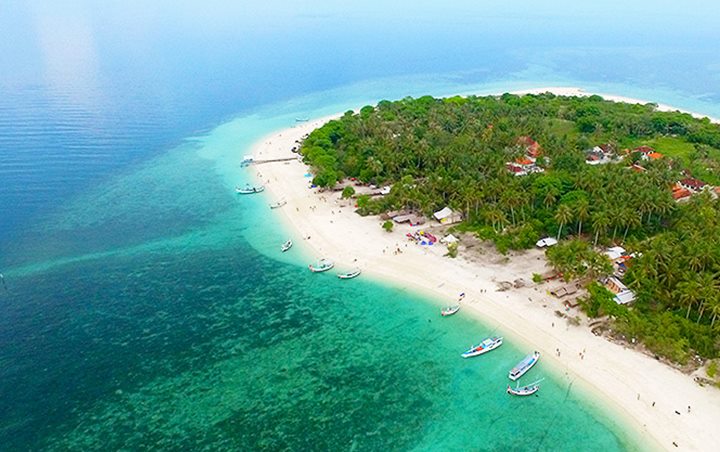 Keindahan Biota Laut Gili Labak yang Mempesona