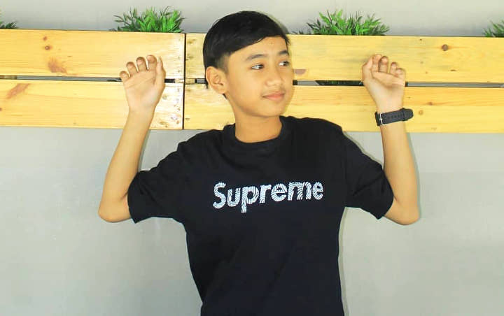 Tetap Diidolakan, Fans Ini Nangis Terharu Saat Ketemu Bowo Alpenliebe