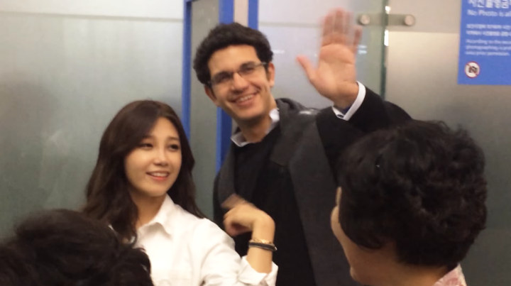 Eun Ji dan pacar bule