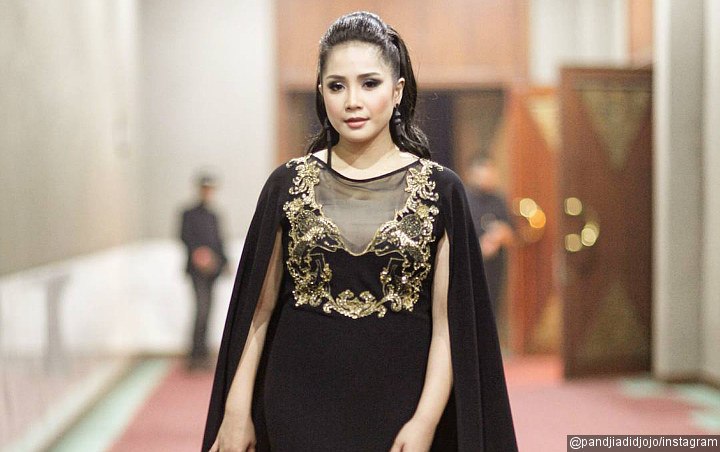 Raffi Ahmad dan Ayu Ting Ting 'Diramal' Sudah Nikah Siri, Nagita Banjir Doa