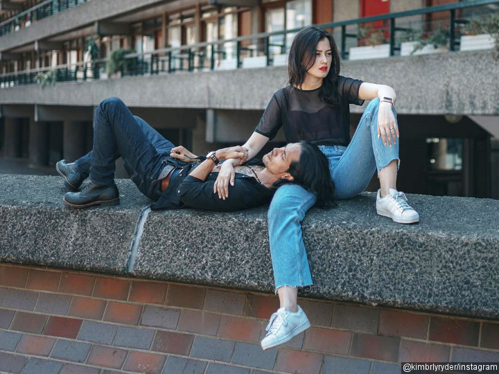 Potret Mesra Kimberly Ryder dan Edward Akbar