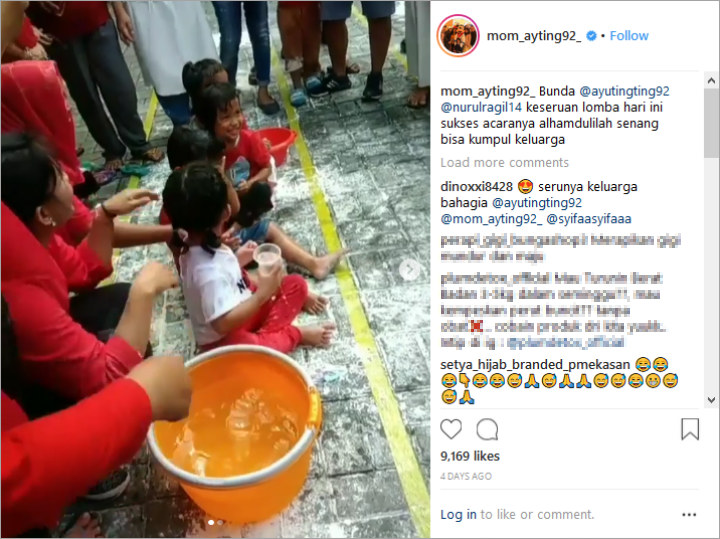 Putri Ayu Ting Ting Siram Wajah Teman