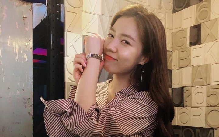 Pria yang Ngaku Pacar Hwayoung Bocorkan Percakapan Pribadi 