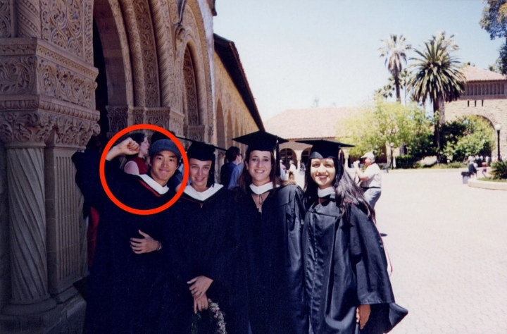 Tablo dan Universtias Stanfort vs Tajinyo