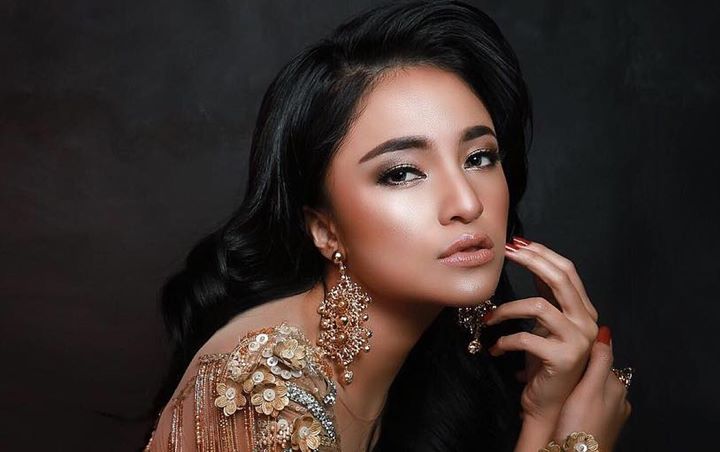 Pamer Foto Mesra, Marshanda Ogah Bahas Pacar Baru