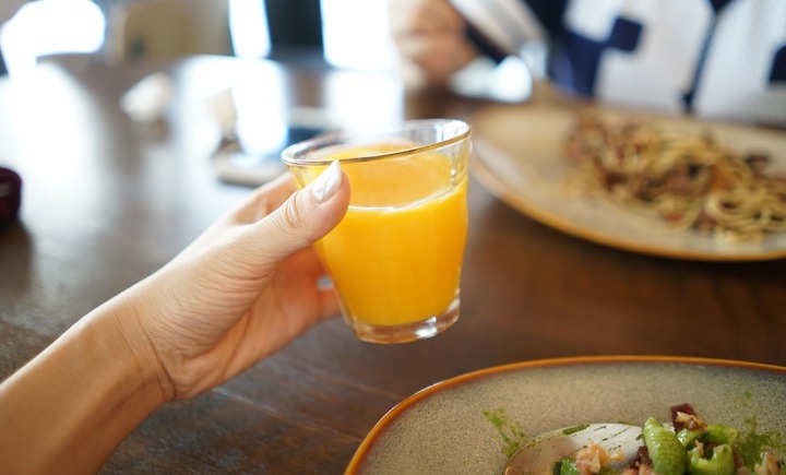 Minum Jus Buah Usai Makan Ternyata Bisa Menimbulkan Beragam Penyakit