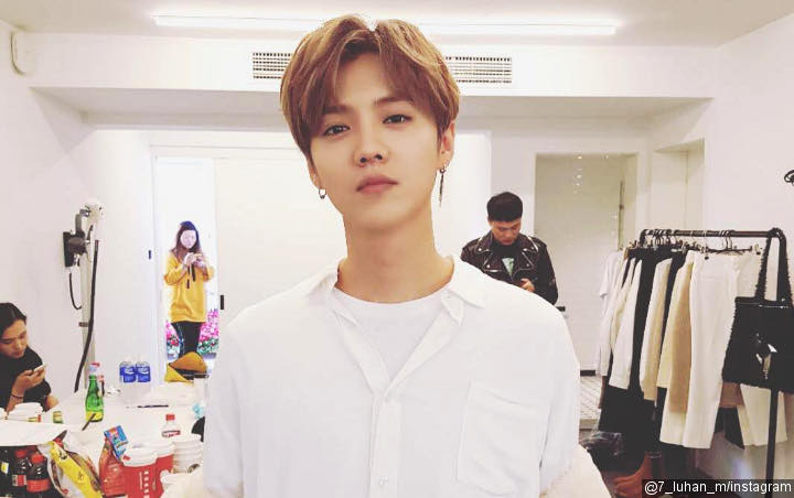 Pamer Foto Jadul, Netizen Sebut Luhan Anak Yang Hilang