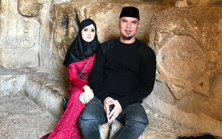 Ahmad Dhani Tegang, Al El Dul Ceria di Foto Keluarga 