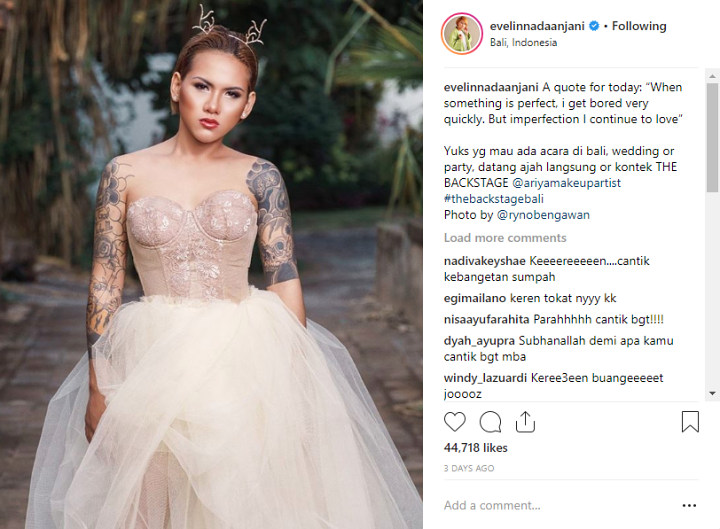 Evelyn Nada Anjani Pakai Gaun Pengantin