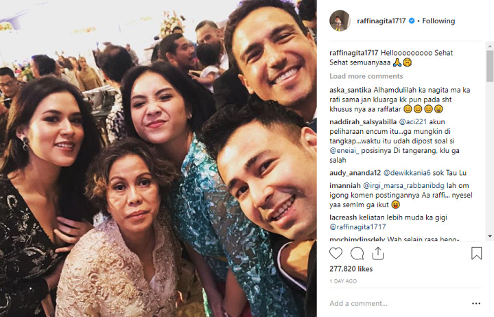 Nagita Selfie Bareng Raisa