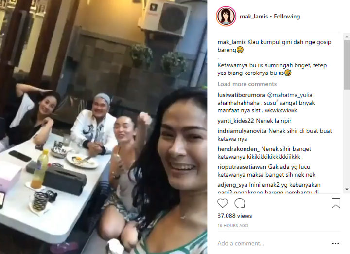 Iis Dahlia Kumpul dan Menggosip Bareng Zaskia Gotik, Suara Ketawanya Jadi Sorotan