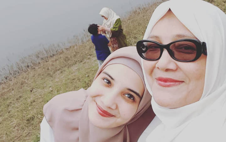 Sang Ibu Kabarkan Kondisi Zaskia Sungkar, Kakak Shireen Sungkar Banjir Doa