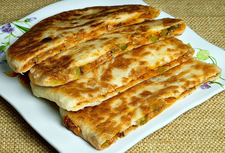 Variasi Unik Pizza dari India, Paratha