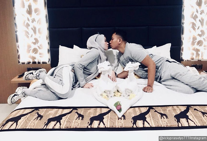 Vicky Prasetyo Ulang Tahun, Angel Lelga Beri Kejutan Romantis di Hotel