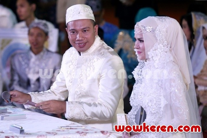 Akad Nikah Live Dihujat