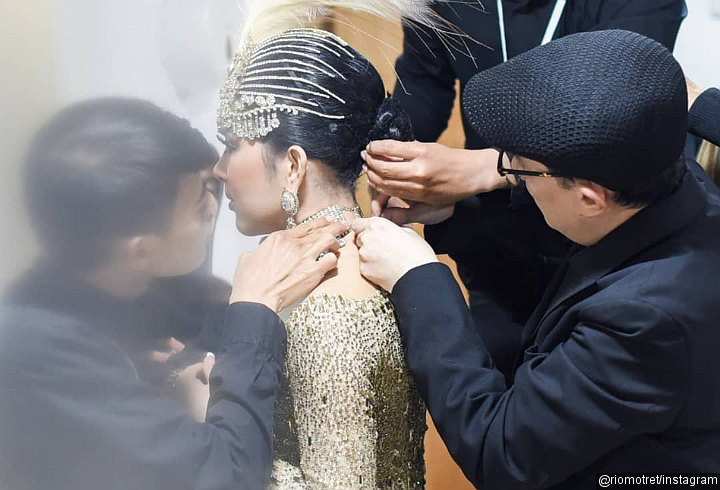 Dikejar Waktu, Setiap Orang Punya Tugas Masing-Masing