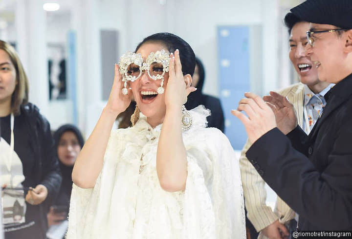 Bahagia Melihat Sang Princess Pakai Kostum Lengkap