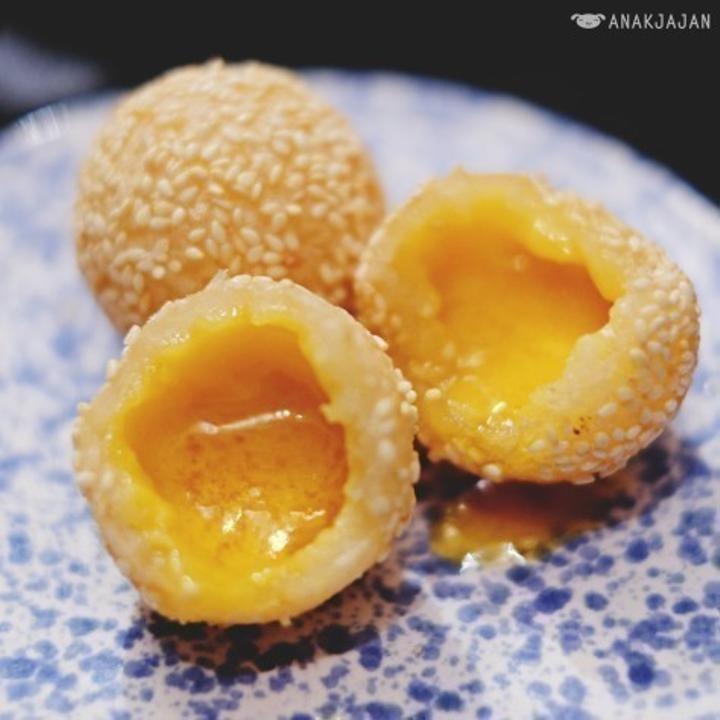 Jajanan Tradisional, Onde-Onde Telur Asin