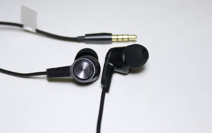 Earphone, Perangkat yang Mudah Dibawa Kemana-Mana