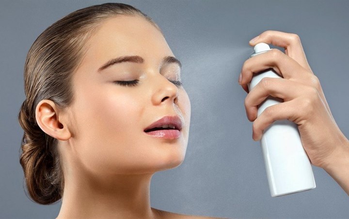 Membuat Make Up Jadi Waterproof