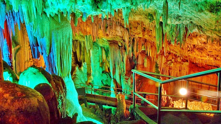 Goa Gong, Pacitan