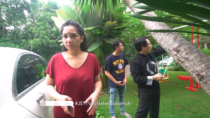 Ahli Fengshui di Rumah Raffi-Gigi