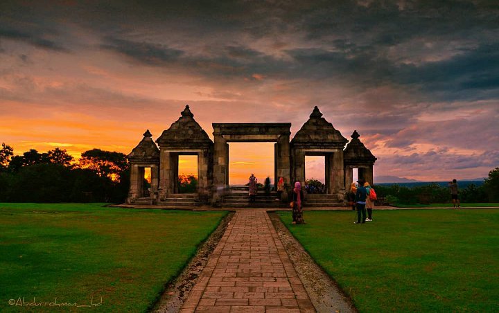 7 Rekomendasi Wisata Candi yang Berada di Jawa Tengah