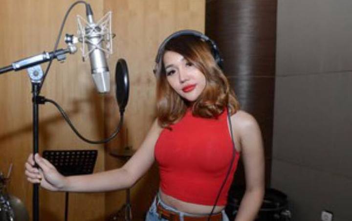 Usai 'Semalam Bobo di Mana' Jadi Viral, Lucinta Luna Siap Luncurkan Single Kedua