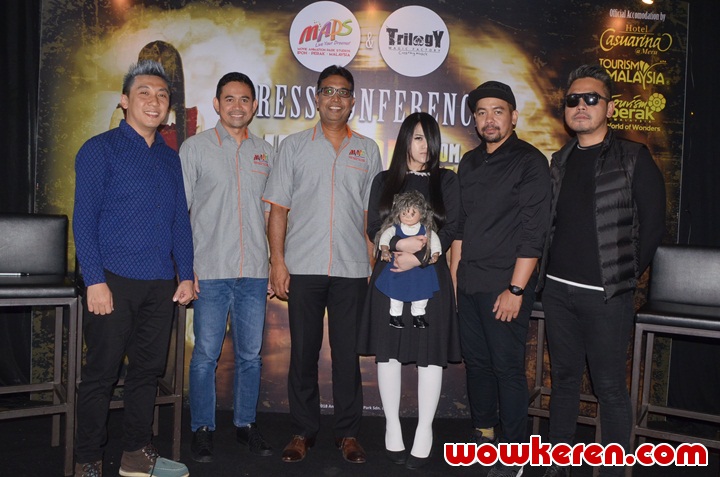 Tanpa Berbicara, The Sacred Riana Terus Menunjukkan Wajah Misterius Selama Jumpa Pers
