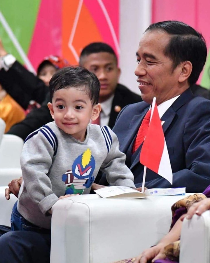 Ekspresi Wajah Jan Ethes Menggemaskan Banget