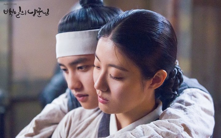 D.O. dan Nam Ji Hyun Santai Syuting Adegan Ciuman di '100 Days My Prince'