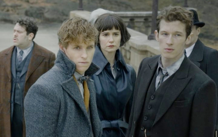 Seluruh Pemeran Bersiap Melawan Grindelwald dalam Poster Baru 'Fantastic Beasts 2' 