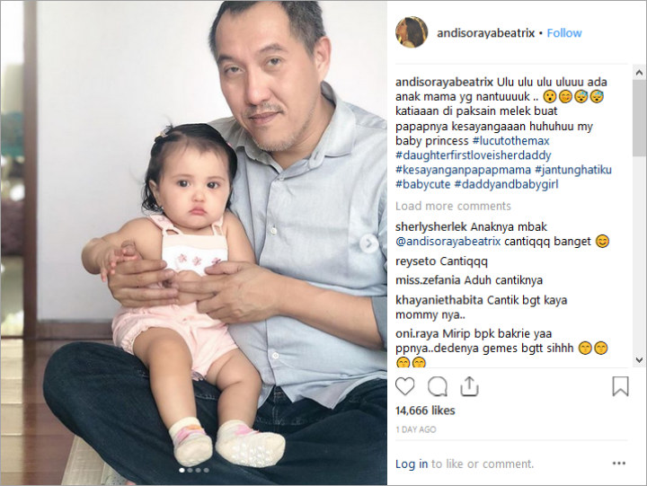 Ngantuk Dipangku Ayah, Imutnya Putri Andi Soraya Bagai Boneka Hidup
