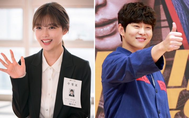 APAN 2018: Manisnya Interaksi Kim Yoo Jung-Yoon Kyun Sang Gandengan di Red Carpet