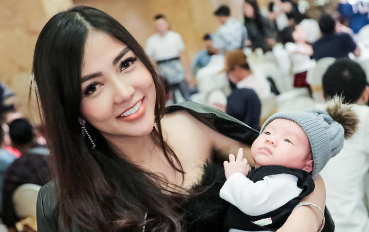 Pancarkan Aura Cantik, Bella Shofie Ajak Sang Bayi ke Ultah Putra Celine Evangelista