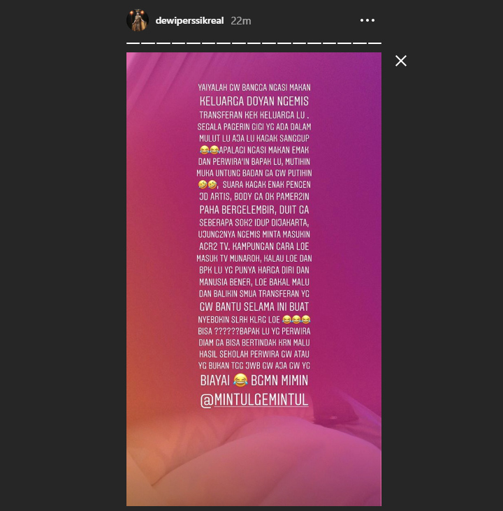 Kritikan Dewi Persik