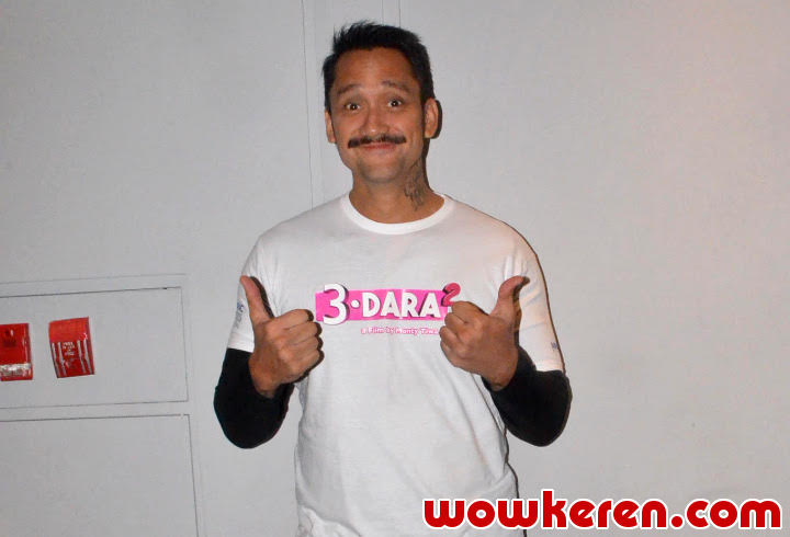 Tora Sudiro sebagai Afandi